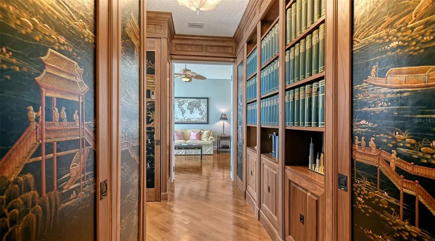ONE-OF-A-KIND CUSTOM DESIGNED CONVERTABLE HALLWAY FROM 1205 TO 1206