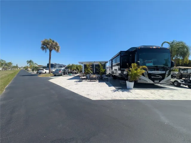 Premium corner Lot