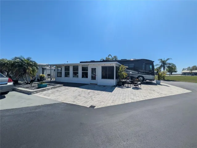 Premium corner Lot