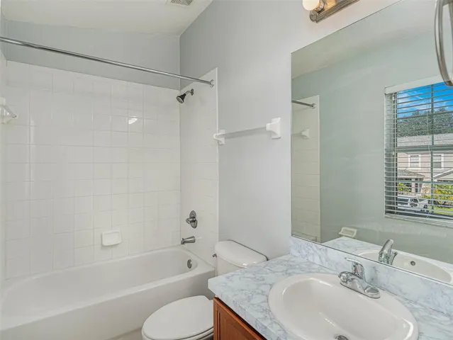 2nd Bedroom bath