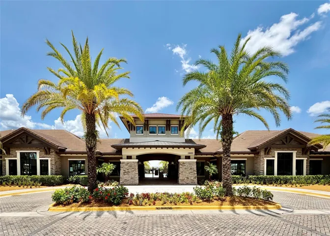 Tapestry Clubhouse Entrance