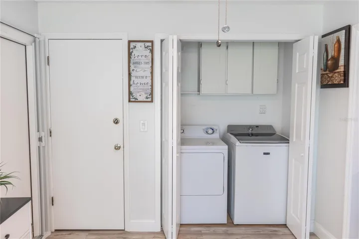 Back room with laundry closet