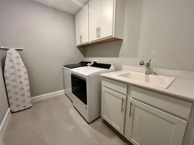 LAUNDRY