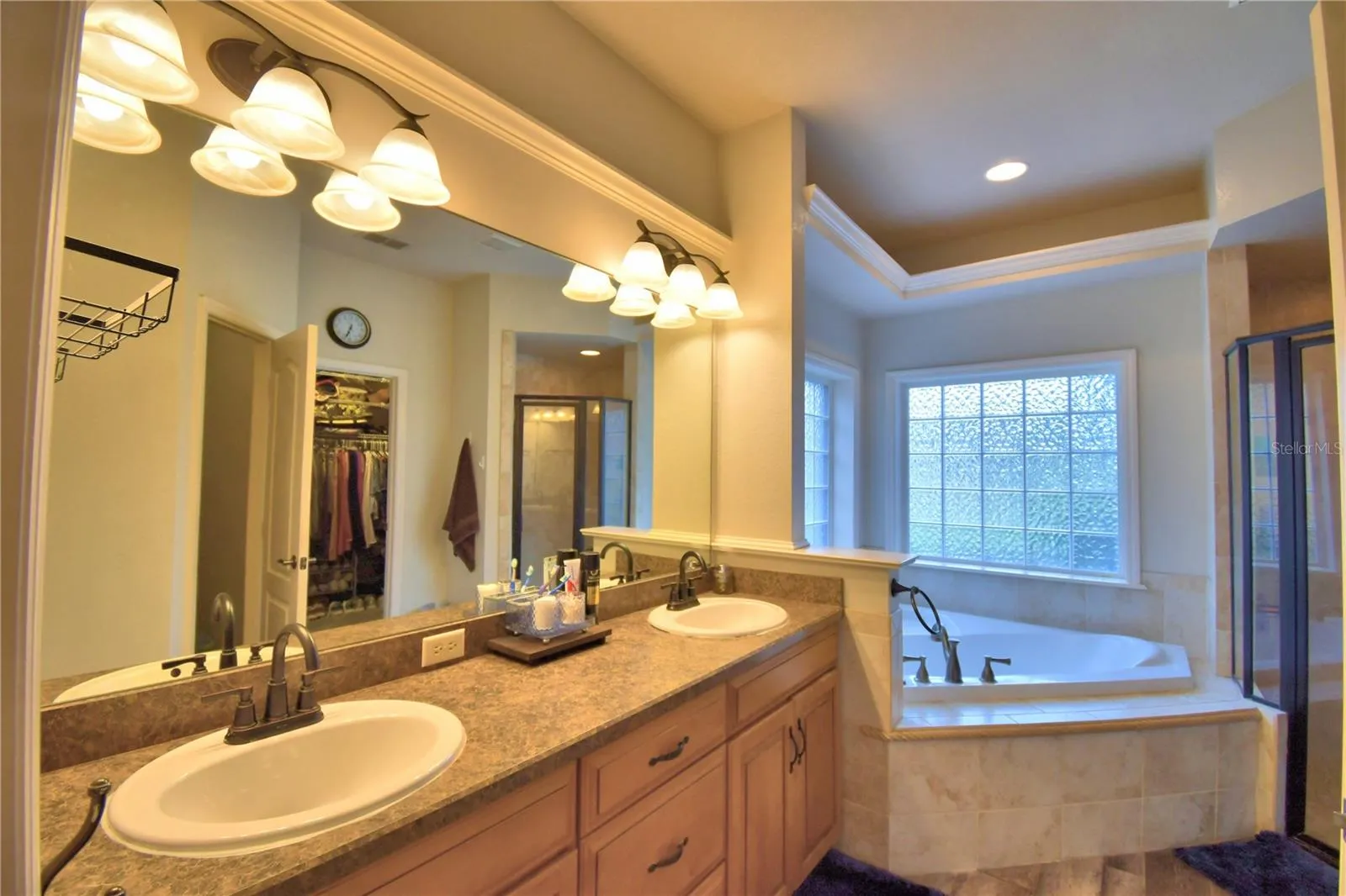 En Suite Bath
