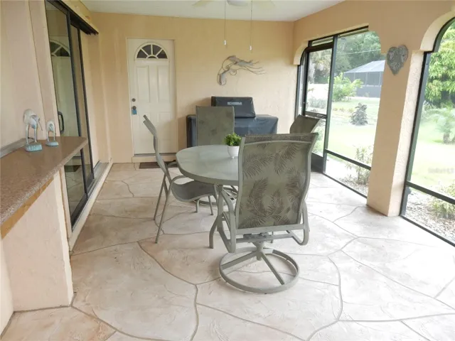 Rear Lanai