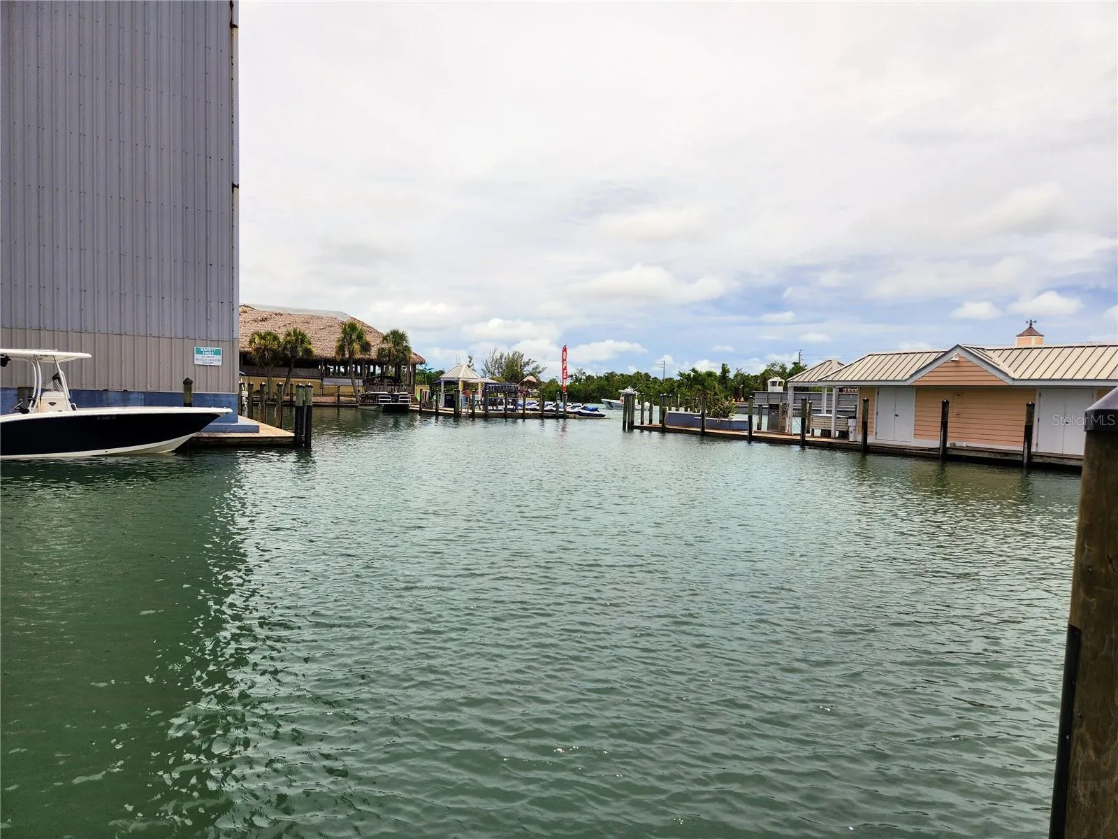 head out for a day of fishing in the Gulf with no bridges and just minutes away.