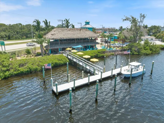 dock at Nokomos