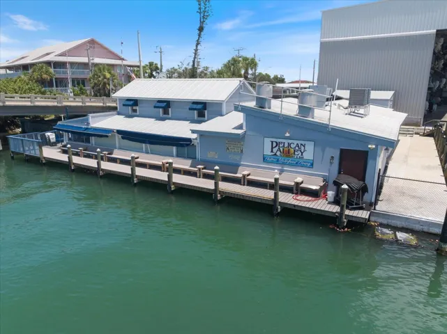 dock at Pelican Alley