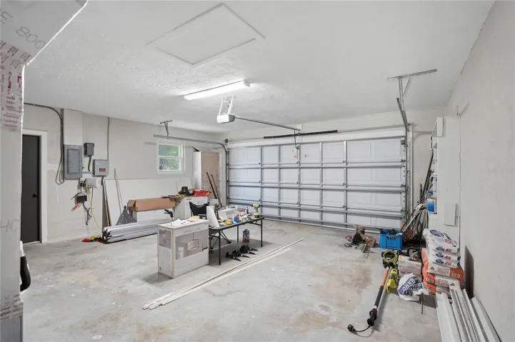 2 Car Garage