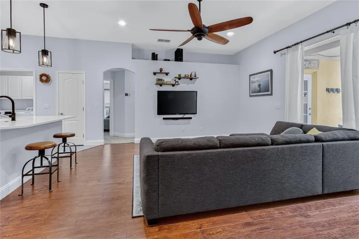 spectacular updates & remodeling!