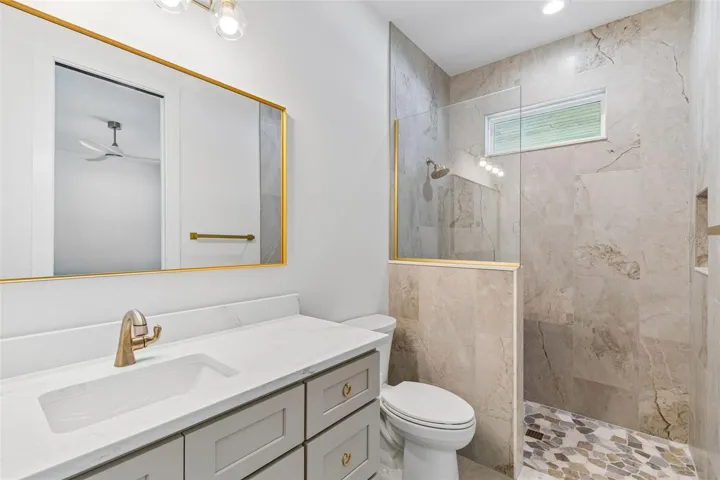 Bath in bedroom 3