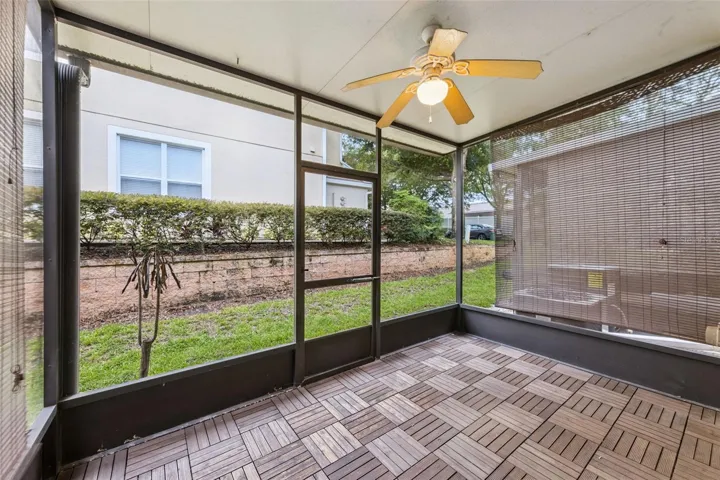 Screened patio!