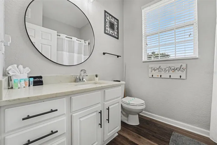 Stone countertops, updated fixtures!