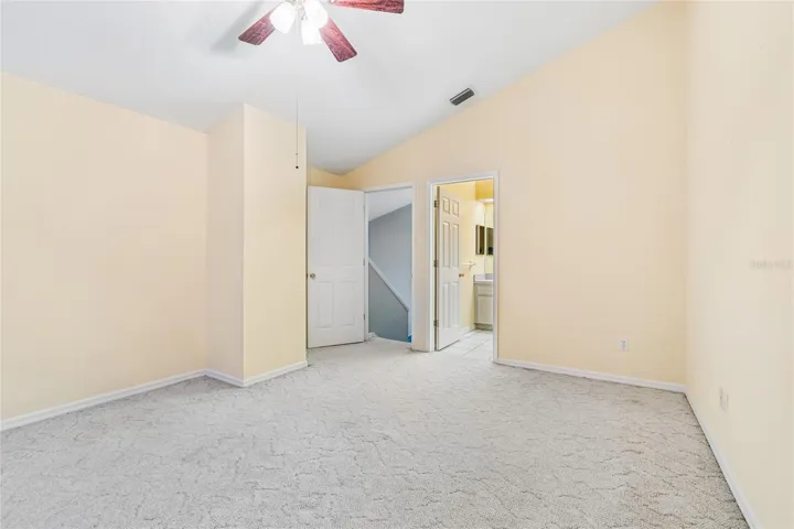 3rd Bedroom  w/ensuite:2nd Floor