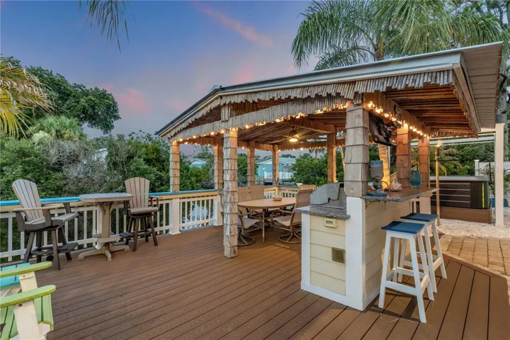 Tiki Hut Bar-B-que Area