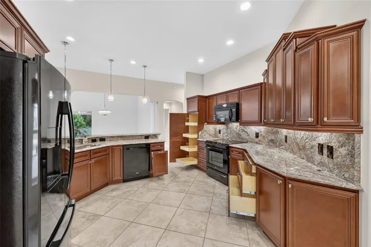 Cabinet & Pantry Storage Options