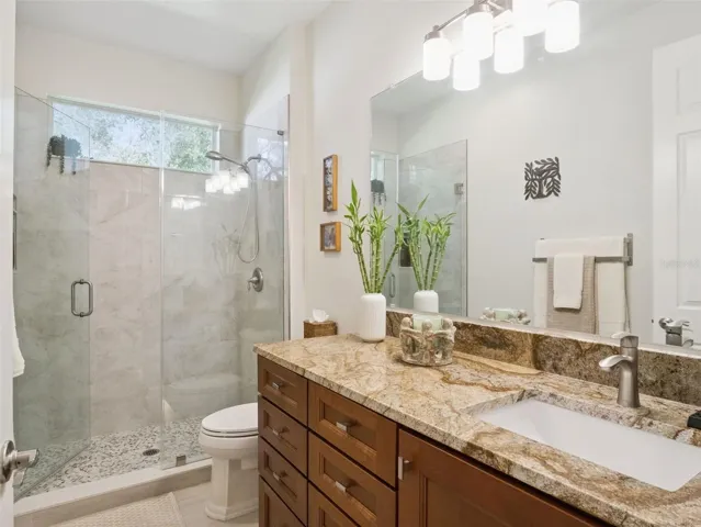 2nd Bathroom