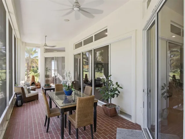 Screen-in Lanai