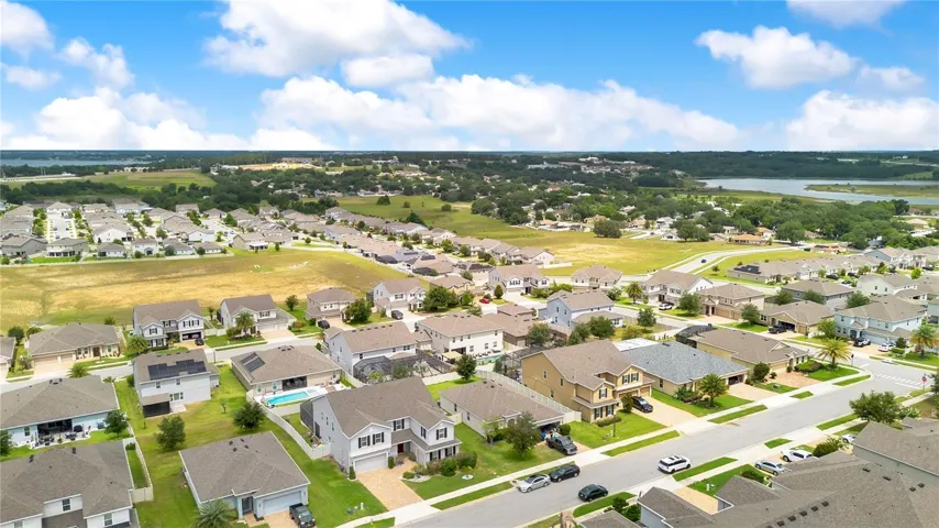Neighborhood View - Streets