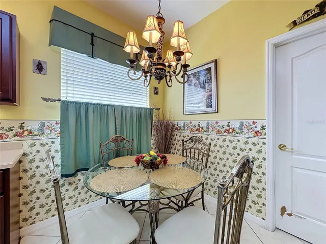 Breakfast Nook