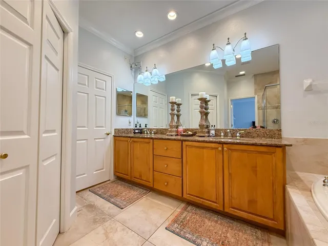 En Suite Bathroom