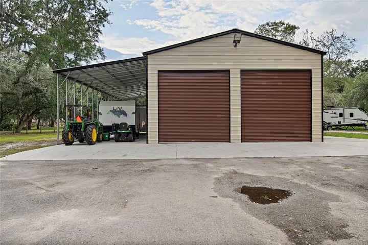 1500 square foot Garage/Shop