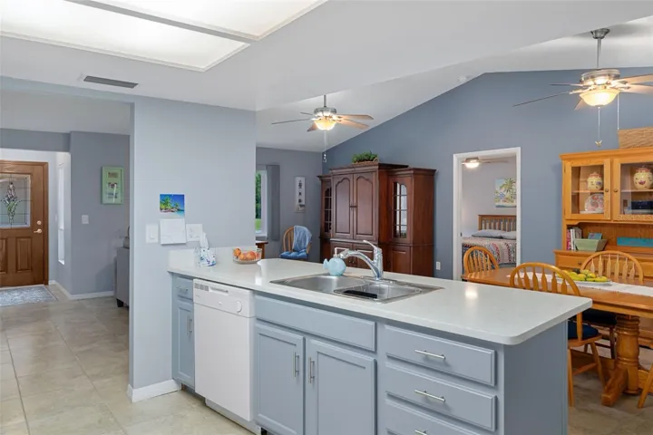 Kitchen &amp; Dining Room