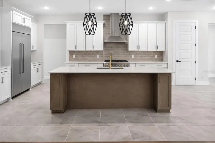 Similar kitchen