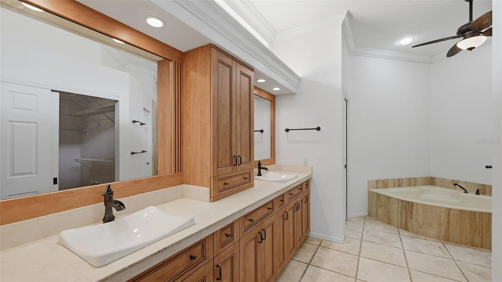 Primary bath