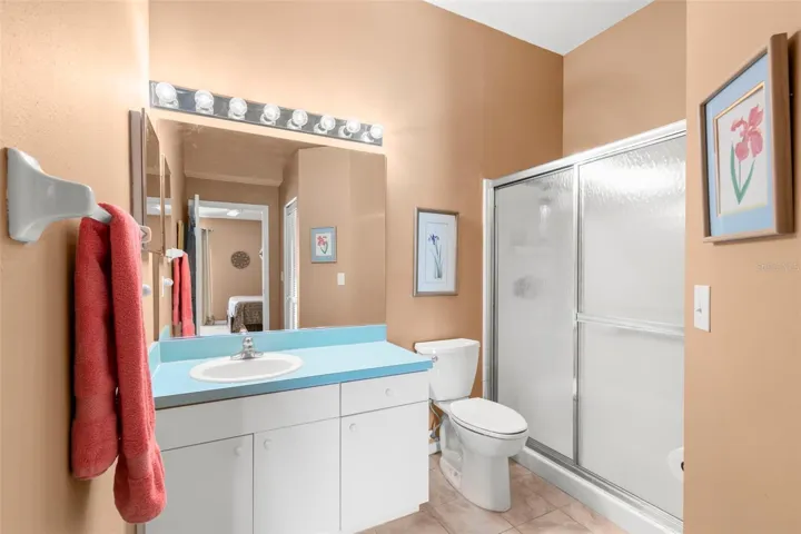 Primary En-Suite Bathroom
