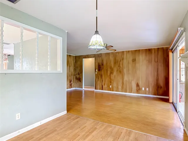 breakfast nook into family room