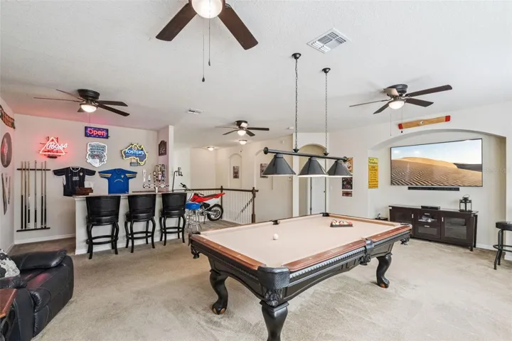 Loft/Entertainment area