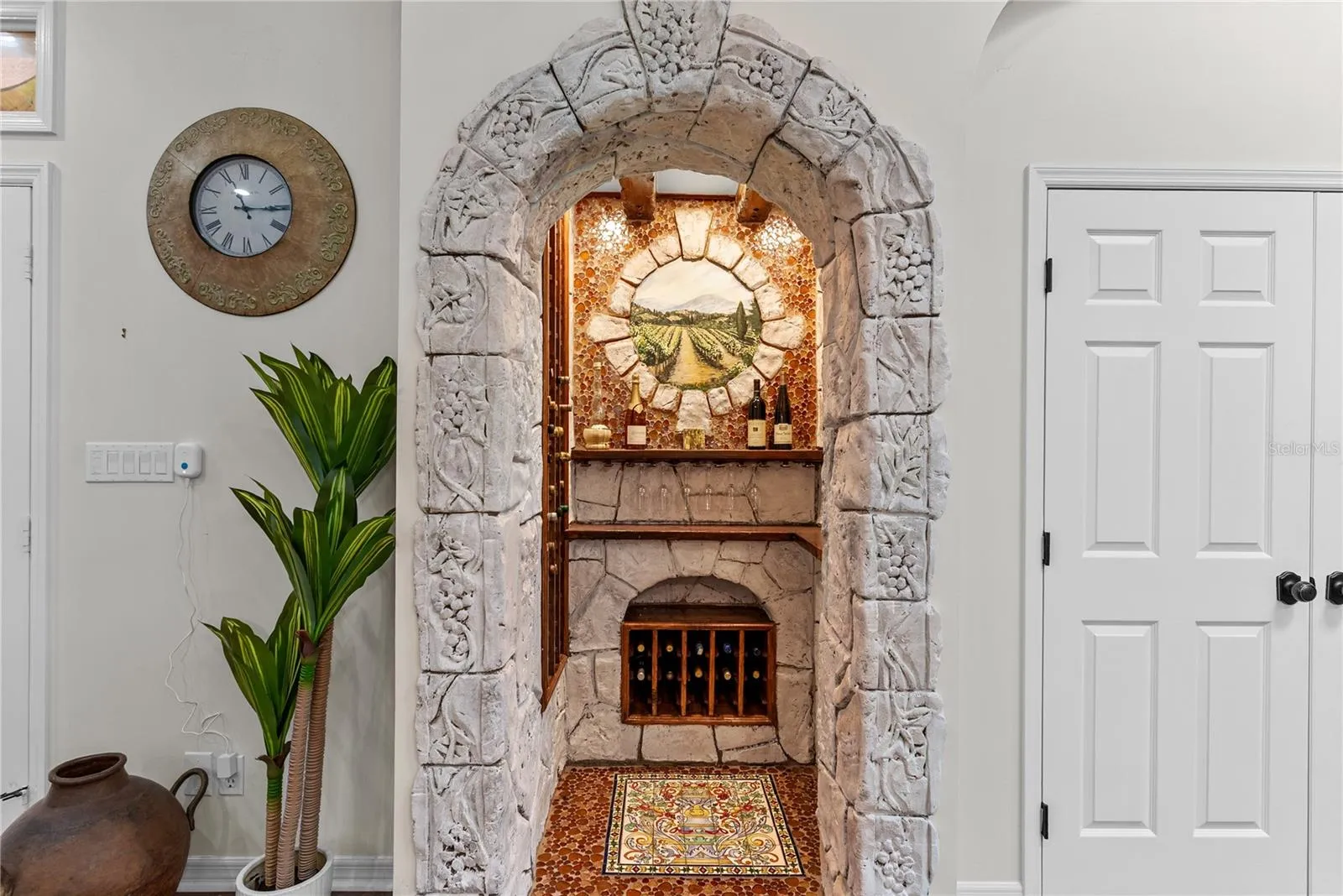 Stone Arch Wine Nook