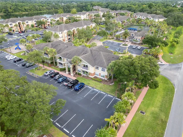 1910 Summer Club Dr APT #212