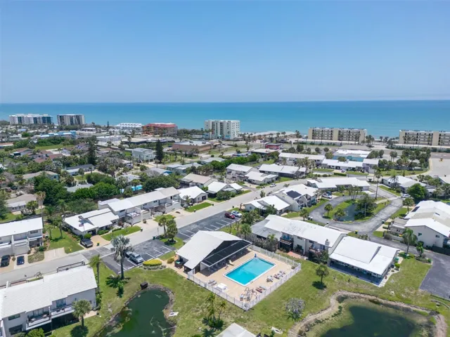 Minutes from the Beach