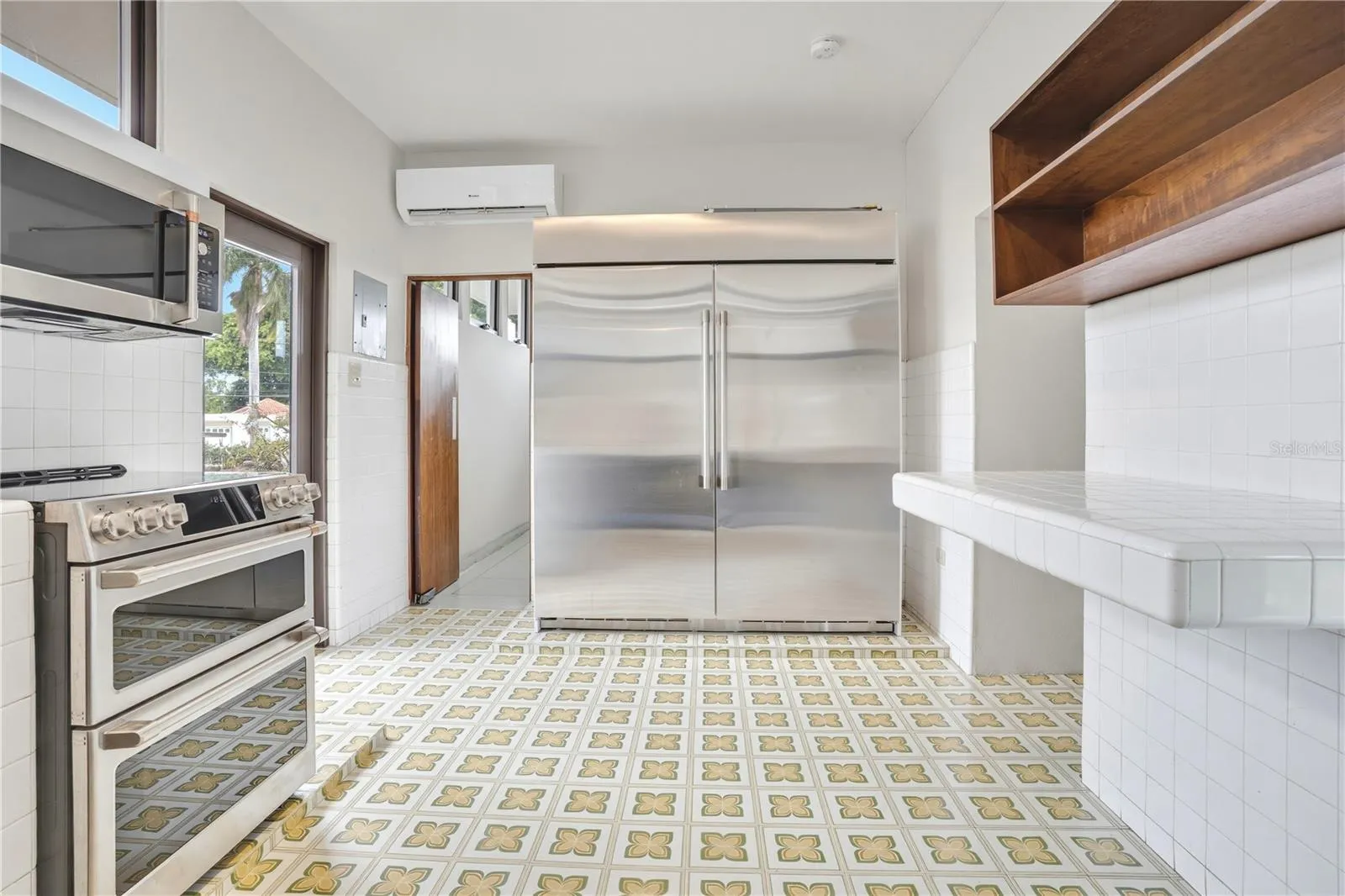 Industrail/Commercial fridge