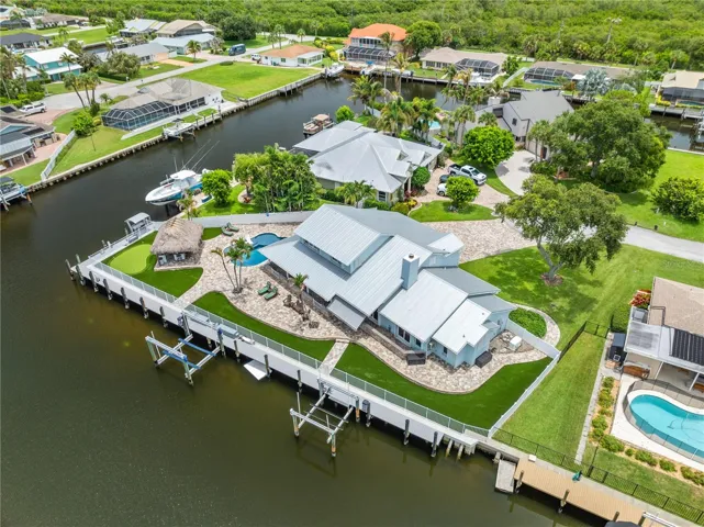 Aerial view of deep canal - 2 boat lifts - killerdock - 4 electric stations
