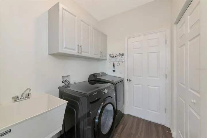 Large laundry room