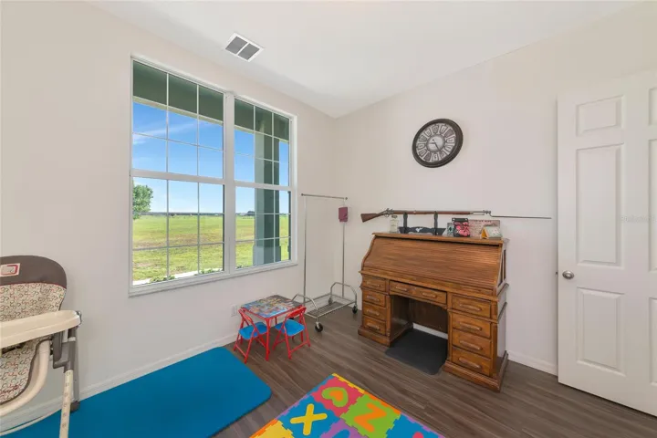 Bonus room/office that could be a 4th bedroom with closet add.