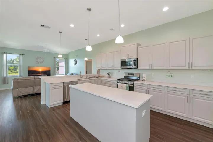 Huge kitchen with island and breakfast bar