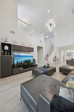 DRAMATIC HIGH CEILINGS!