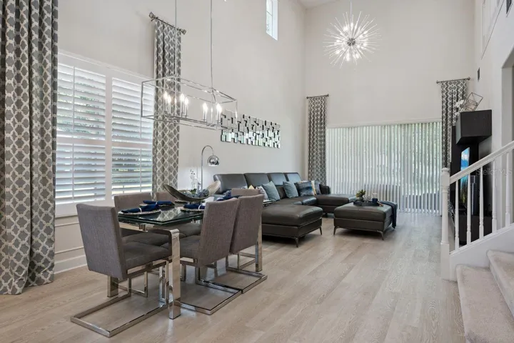 DECORATIVE LIGHT FIXTURES!
