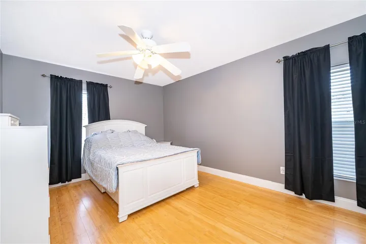 bed 4