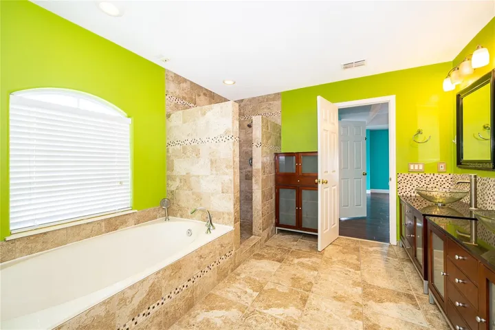 primary bath