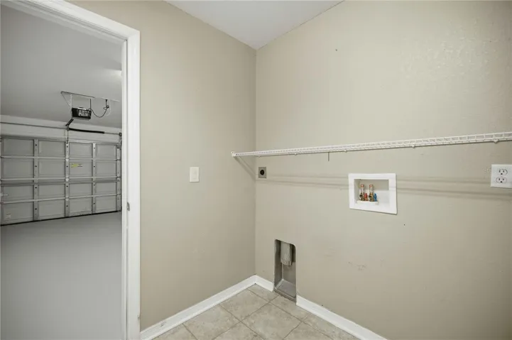 Laundry / Garage