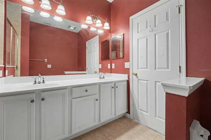 Primary bath