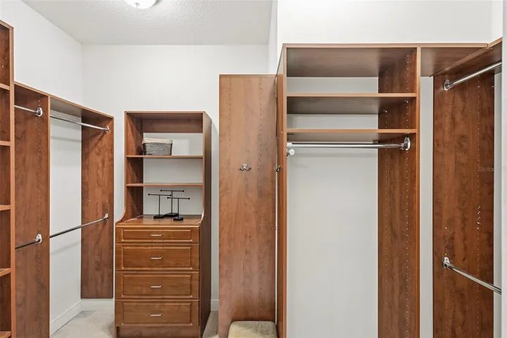 primary custom closet