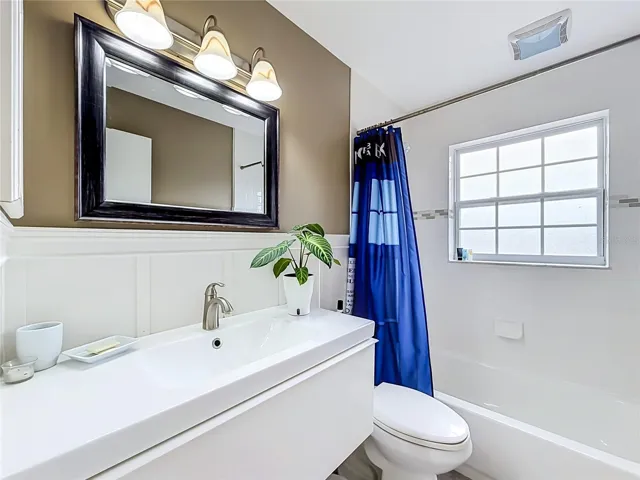 Second Full Bathroom