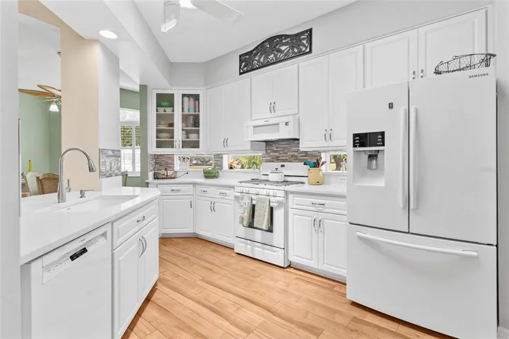 *Kitchen