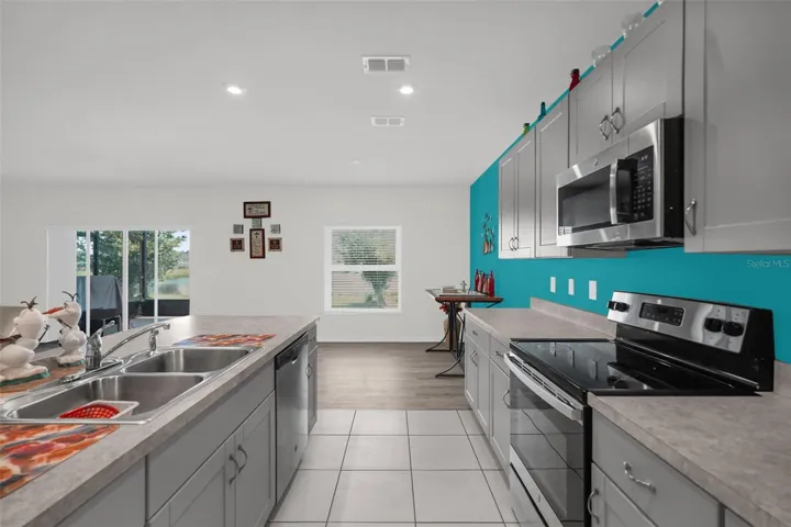 Kitchen/Dining